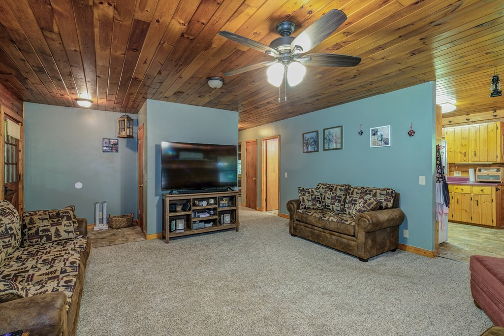 2785 Sunny Point Road Murphy, NC 28906 - Photo 6 of 43