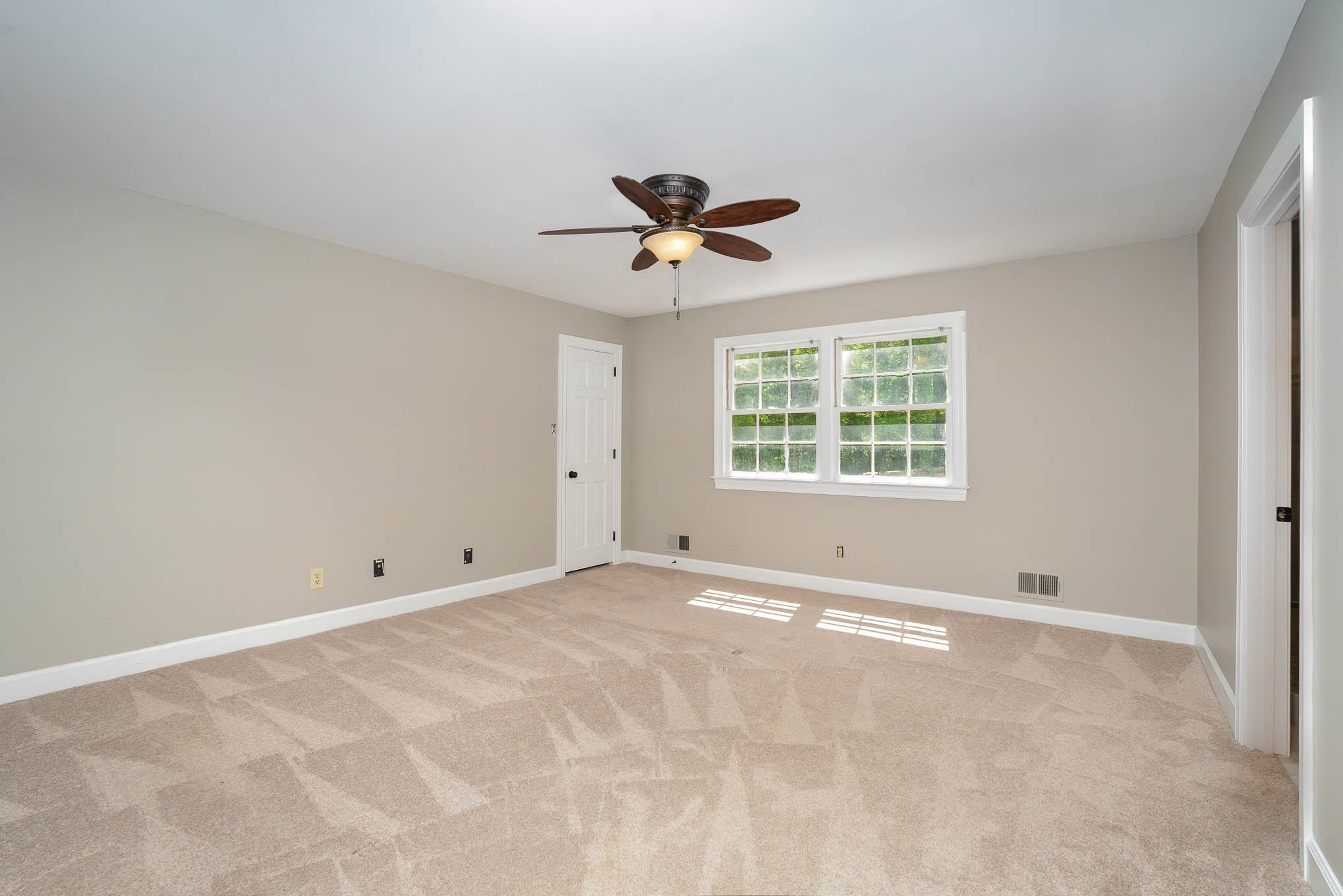 4505 Lindsay Drive Raleigh, NC 27612 - Photo 16 of 29 Photo 16