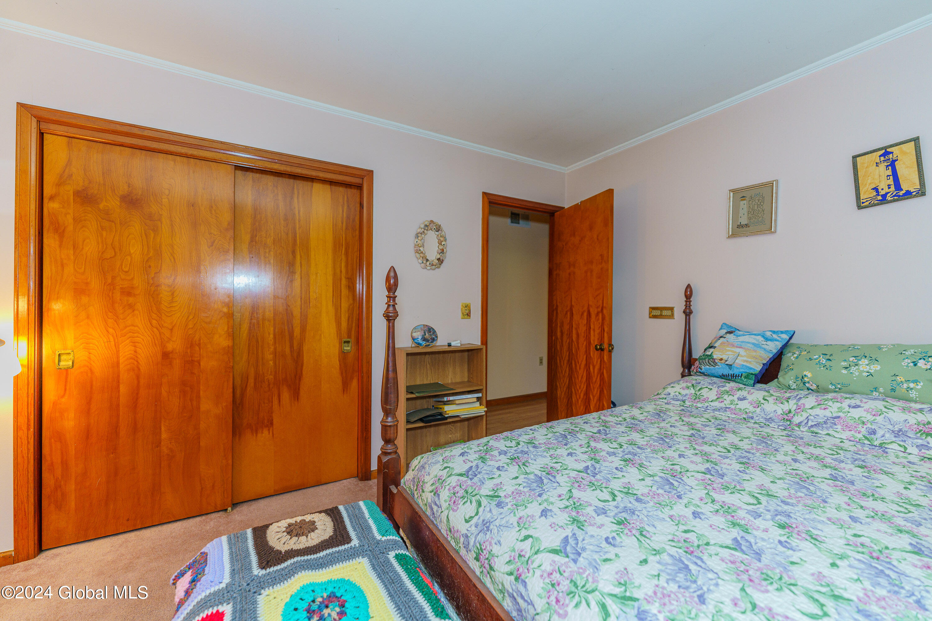 909 Hoosick Road Brunswick, NY 12180 - Photo 18 of 25 5 Bedroom 2