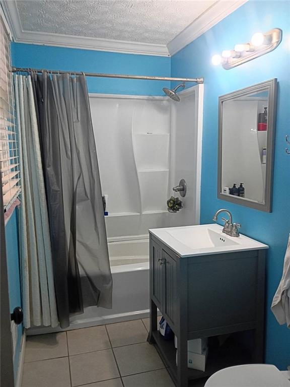 7130 Nantz Road Winston, GA 30187 - Photo 9 of 24 a bathroom with a sink a toilet a mirror and shower