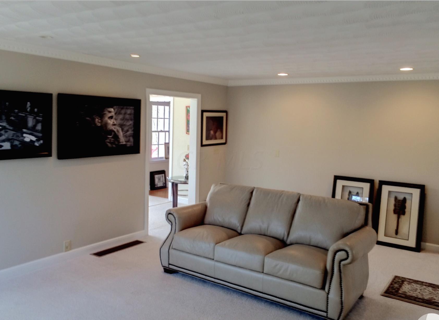 2460 Fishinger Road Columbus, OH 43221 - Photo 7 of 15