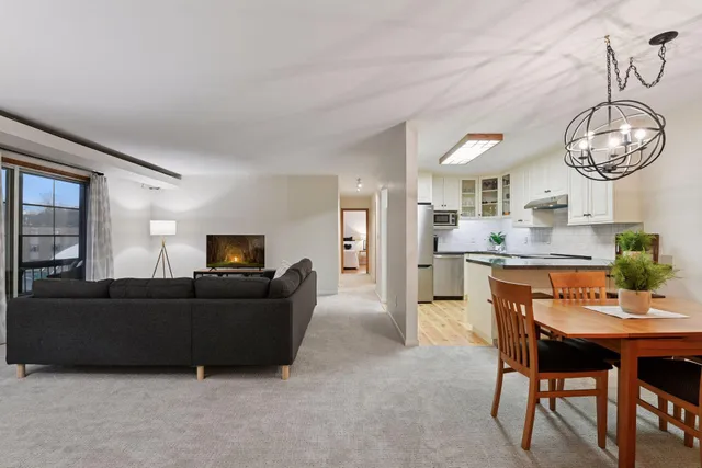 $297,000 | 5420 3 Points Boulevard, Unit 232, Mound, MN 55364