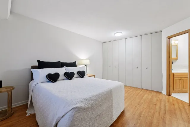 $297,000 | 5420 3 Points Boulevard, Unit 232, Mound, MN 55364