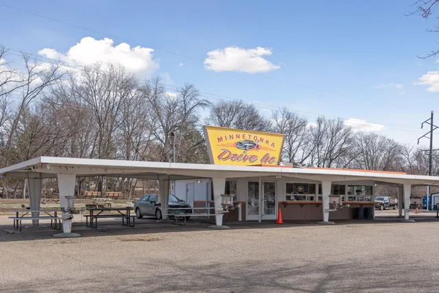 $297,000 | 5420 3 Points Boulevard, Unit 232, Mound, MN 55364