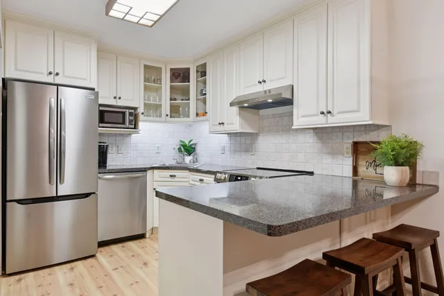 $297,000 | 5420 3 Points Boulevard, Unit 232, Mound, MN 55364