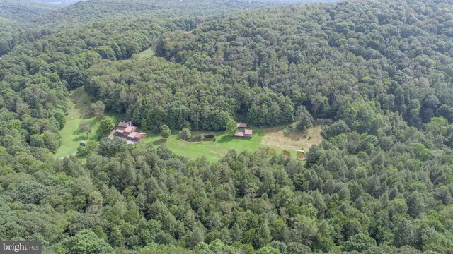 $968,000 | 2527 Pigs Ear Road, Grantsville, MD 21536