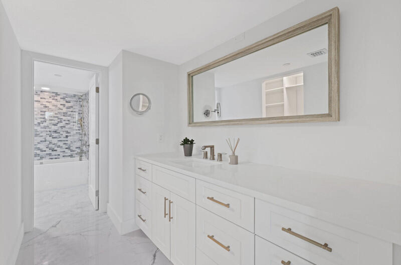 19670 South Beach Road, Unit D314 Jupiter, FL 33469 - Photo 32 of 48 Bathroom Bedroom #2