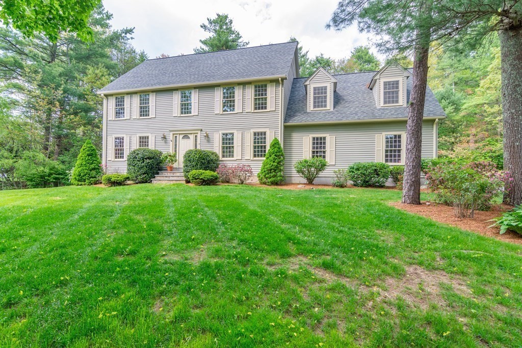 11 Old Mill Road Norfolk, MA 02056 - Photo 1 of 34 Gallery Image 1