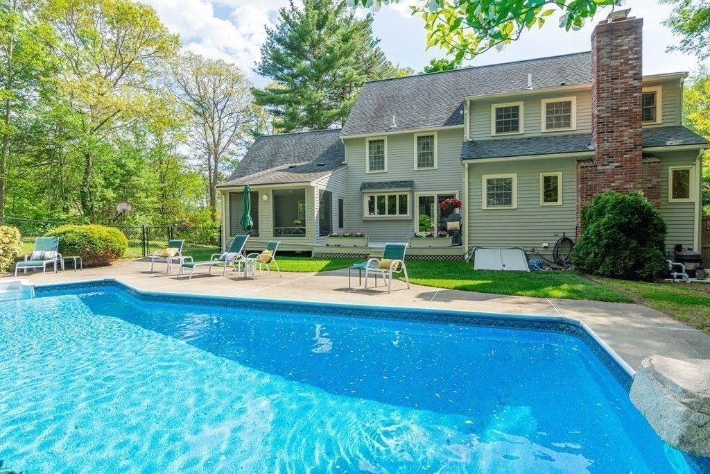 11 Old Mill Road Norfolk, MA 02056 - Photo 3 of 34 Gallery Image 3