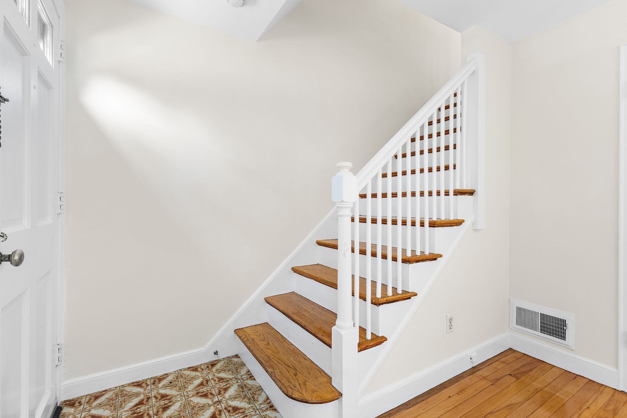 98 Duff Street, Unit 98 Watertown, MA 02472 - Photo 17 of 37 Gallery Image 17