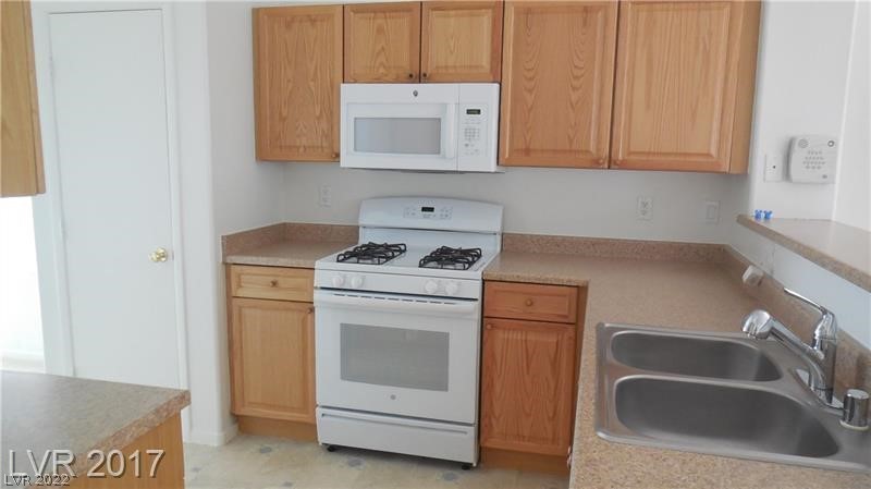 8807 Roping Rodeo Avenue, Unit 103 Las Vegas, NV 89178 - Photo 6 of 22