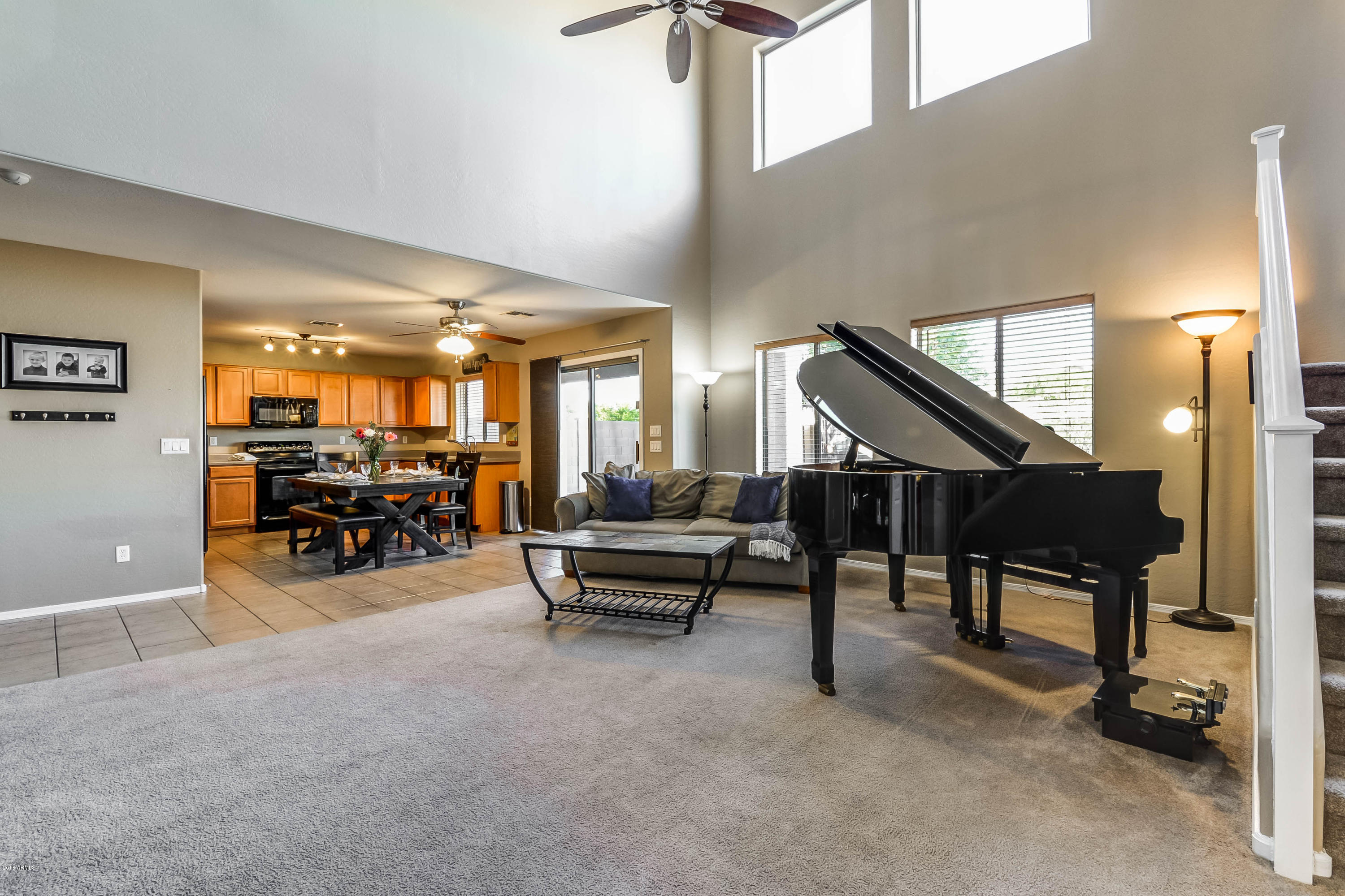 2402 West Carson Road Phoenix, AZ 85041 - Photo 8 of 28 Family Room II
