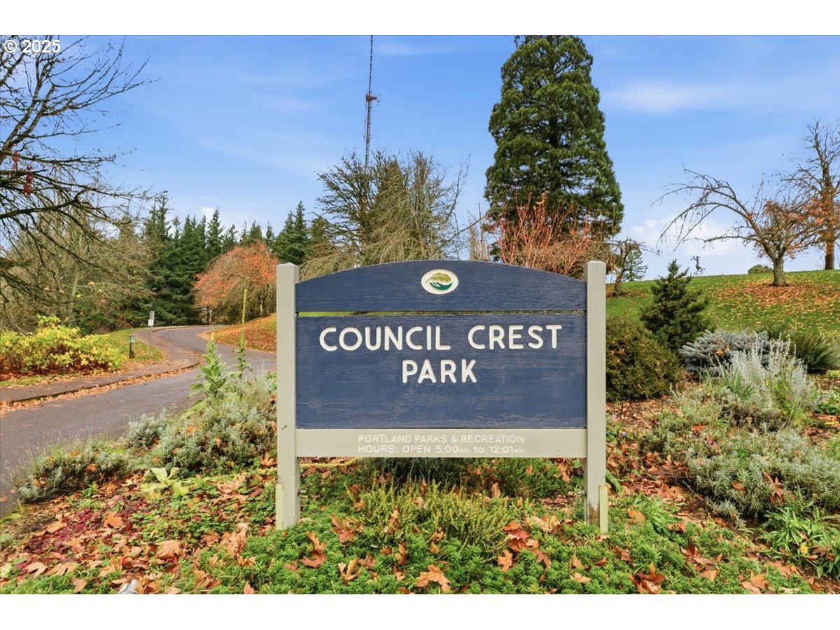 3590 Southwest Patton Road, Unit C Portland, OR 97221 - Photo 35 of 40 a sign that is sitting on a brick wall