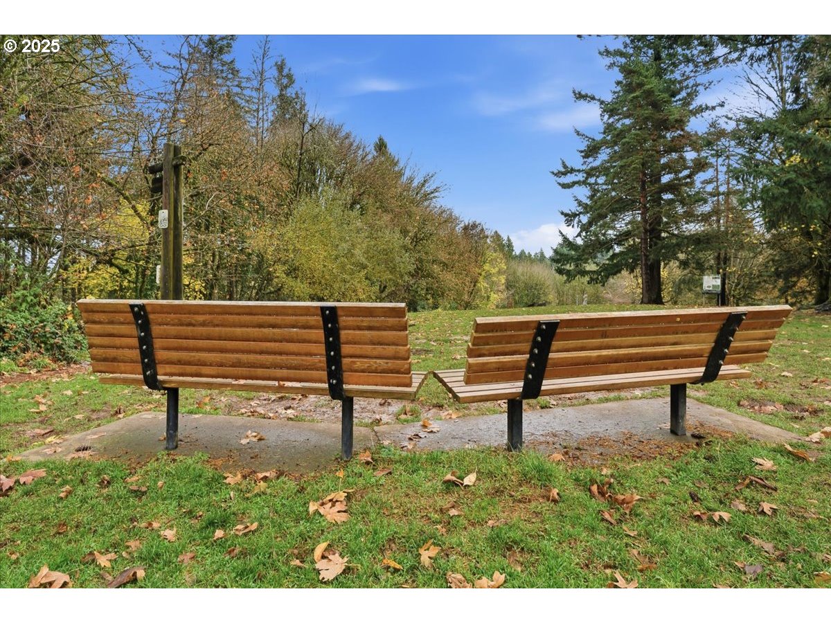 3590 Southwest Patton Road, Unit C Portland, OR 97221 - Photo 37 of 40 a bench sitting in the middle of a park