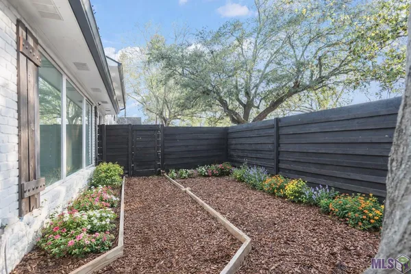 $405,000 | 1449 Broadmoor Court, Baton Rouge, LA 70815