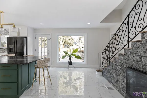 $405,000 | 1449 Broadmoor Court, Baton Rouge, LA 70815