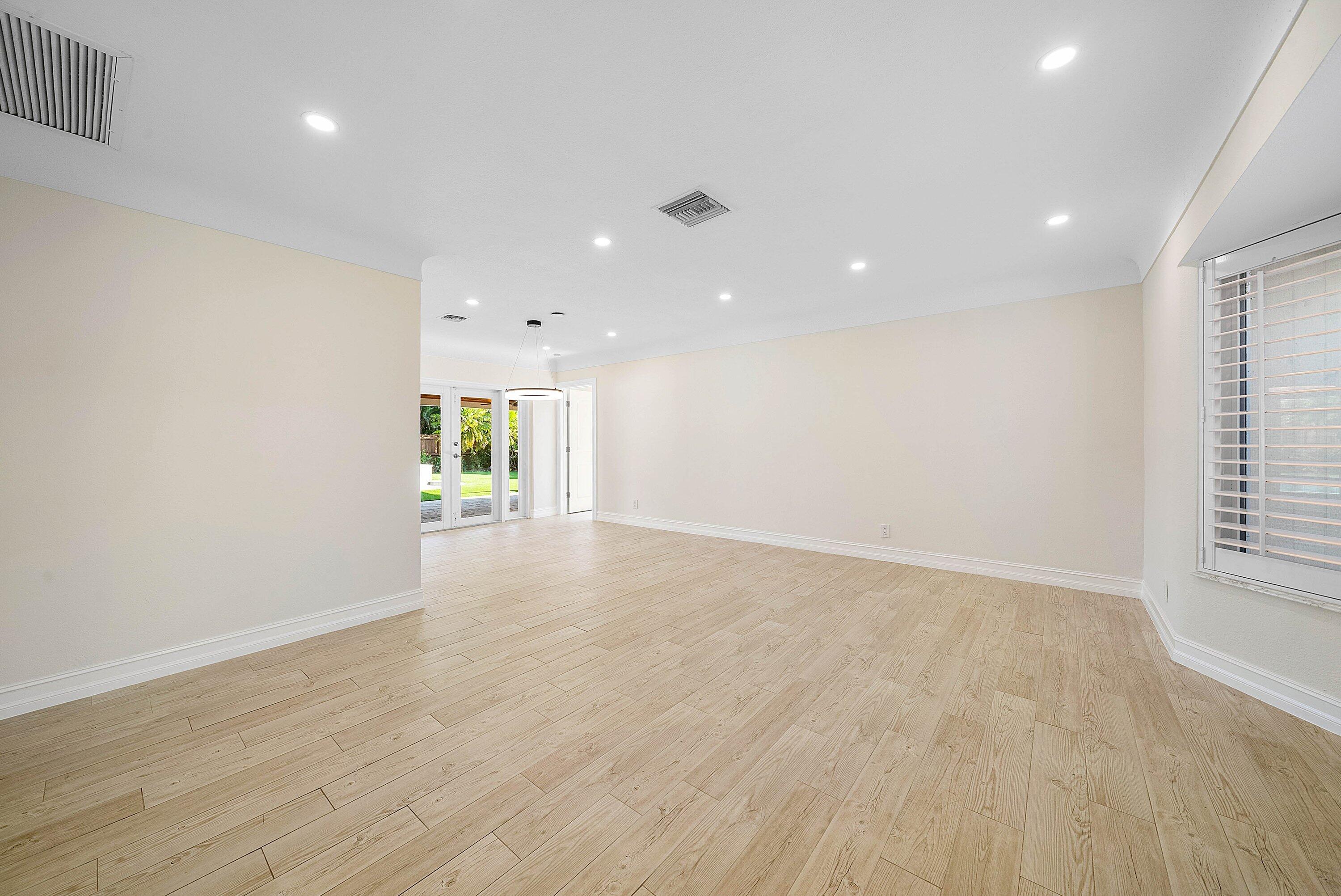 1061 Northwest 3rd Street Boca Raton, FL 33486 - Photo 13 of 35 008-1061Northwest3rdStreet-BocaRaton-FL-