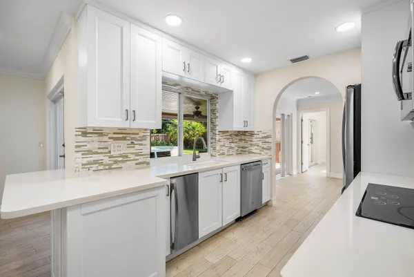 $7,500 | 1061 Northwest 3rd Street, Boca Raton, FL 33486