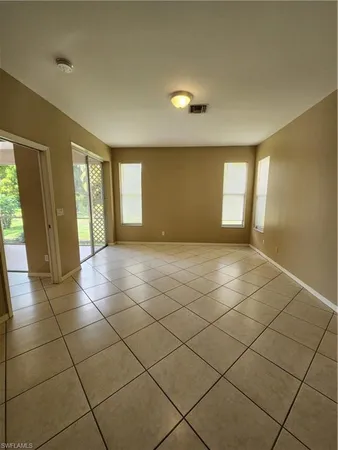 $2,125 | 11082 Lakeland Circle, Fort Myers, FL 33913
