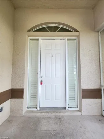 $2,125 | 11082 Lakeland Circle, Fort Myers, FL 33913
