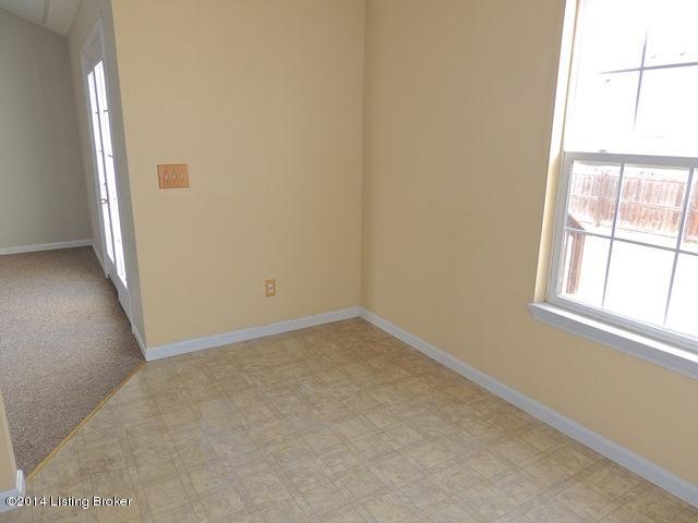 207 Madison Rae Boulevard Shepherdsville, KY 40165 - Photo 7 of 16 Kitchen - Dining Area