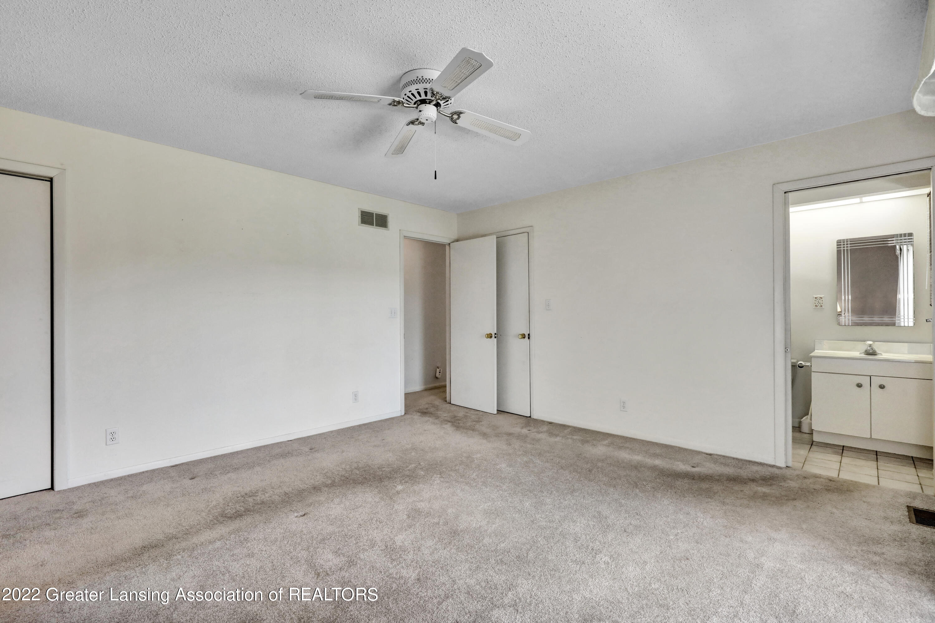 7761 Lyons Road Portland, MI 48875 - Photo 18 of 52 9I3A1485