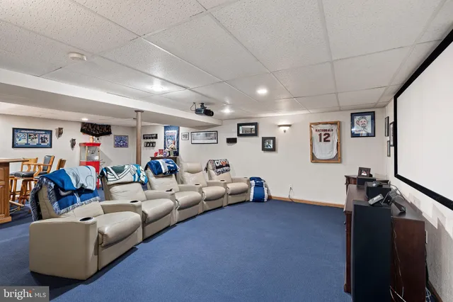 $481,500 | 414 South Barrington Court, Newark, DE 19702