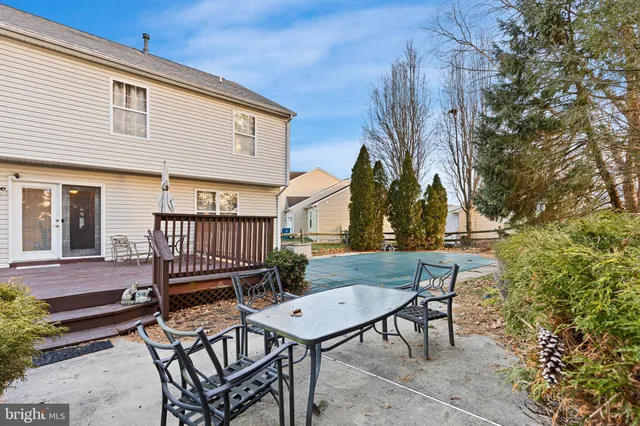 $481,500 | 414 South Barrington Court, Newark, DE 19702