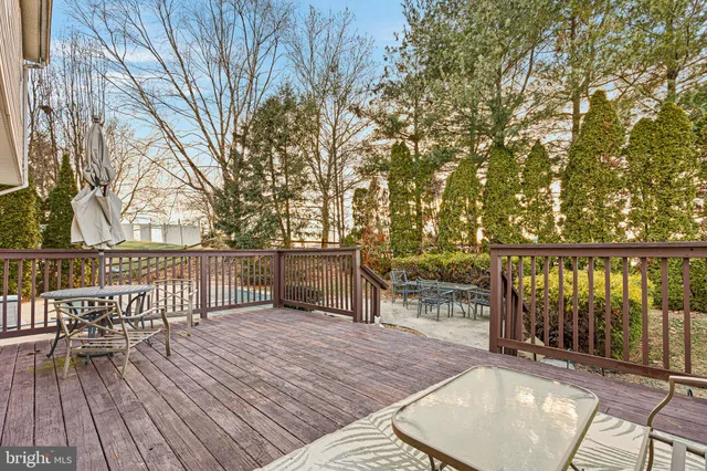 $481,500 | 414 South Barrington Court, Newark, DE 19702