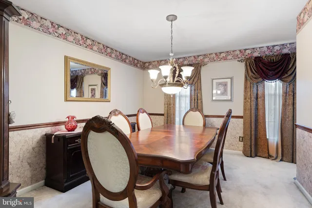 $481,500 | 414 South Barrington Court, Newark, DE 19702