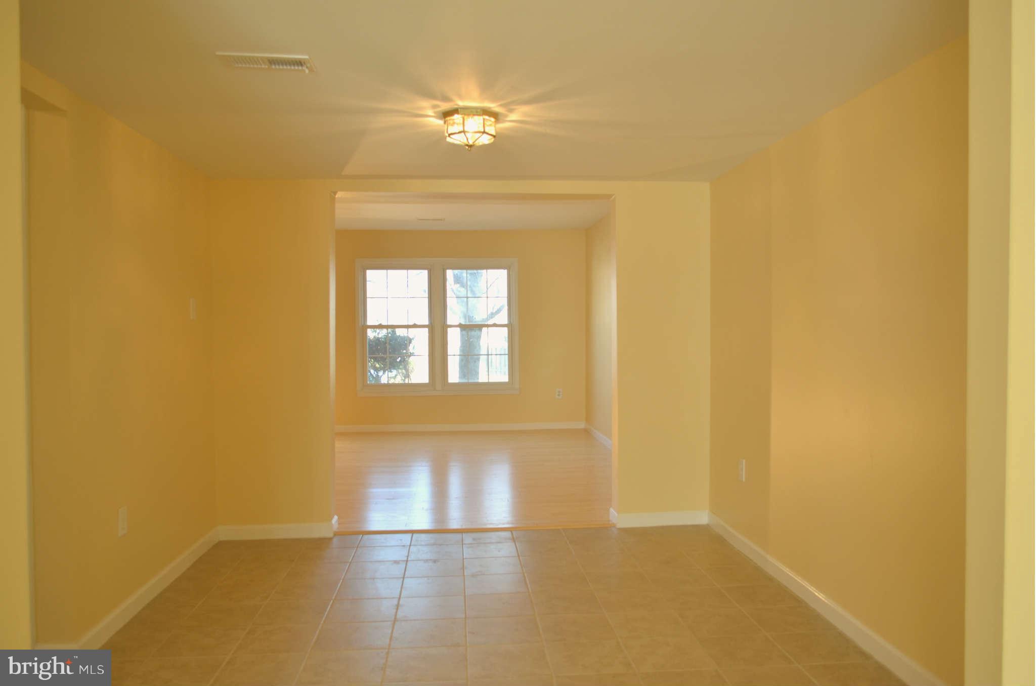 3777 Port Hope Point Triangle, VA 22172 - Photo 2 of 13 Dining Room