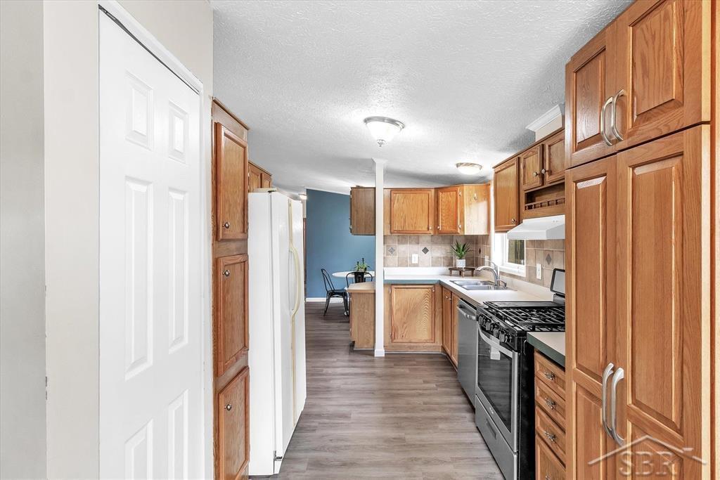 3606 North Sturgeon Road Midland, MI 48642 - Photo 8 of 37 Gallery Image 8