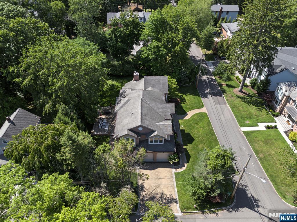 29 Meadow Street Demarest, NJ 07627 - Photo 46 of 50