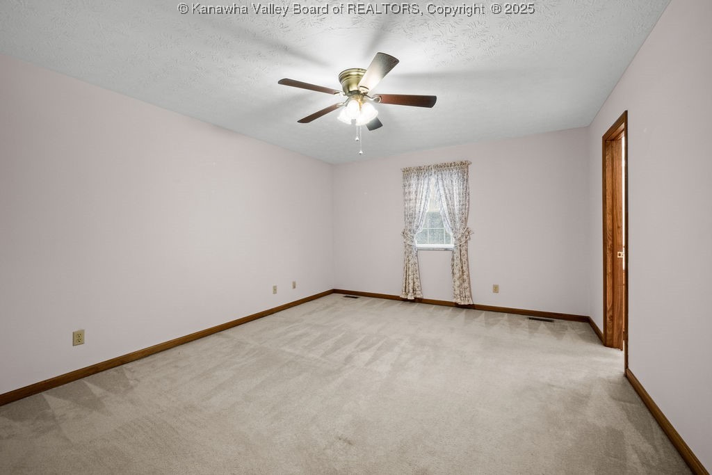 407 Lin Muir Hurricane, WV 25526 - Photo 34 of 39 Gallery Image 34