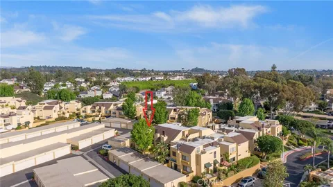 $629,900 | 25712 Le Parc, Unit 20, Lake Forest, CA 92630