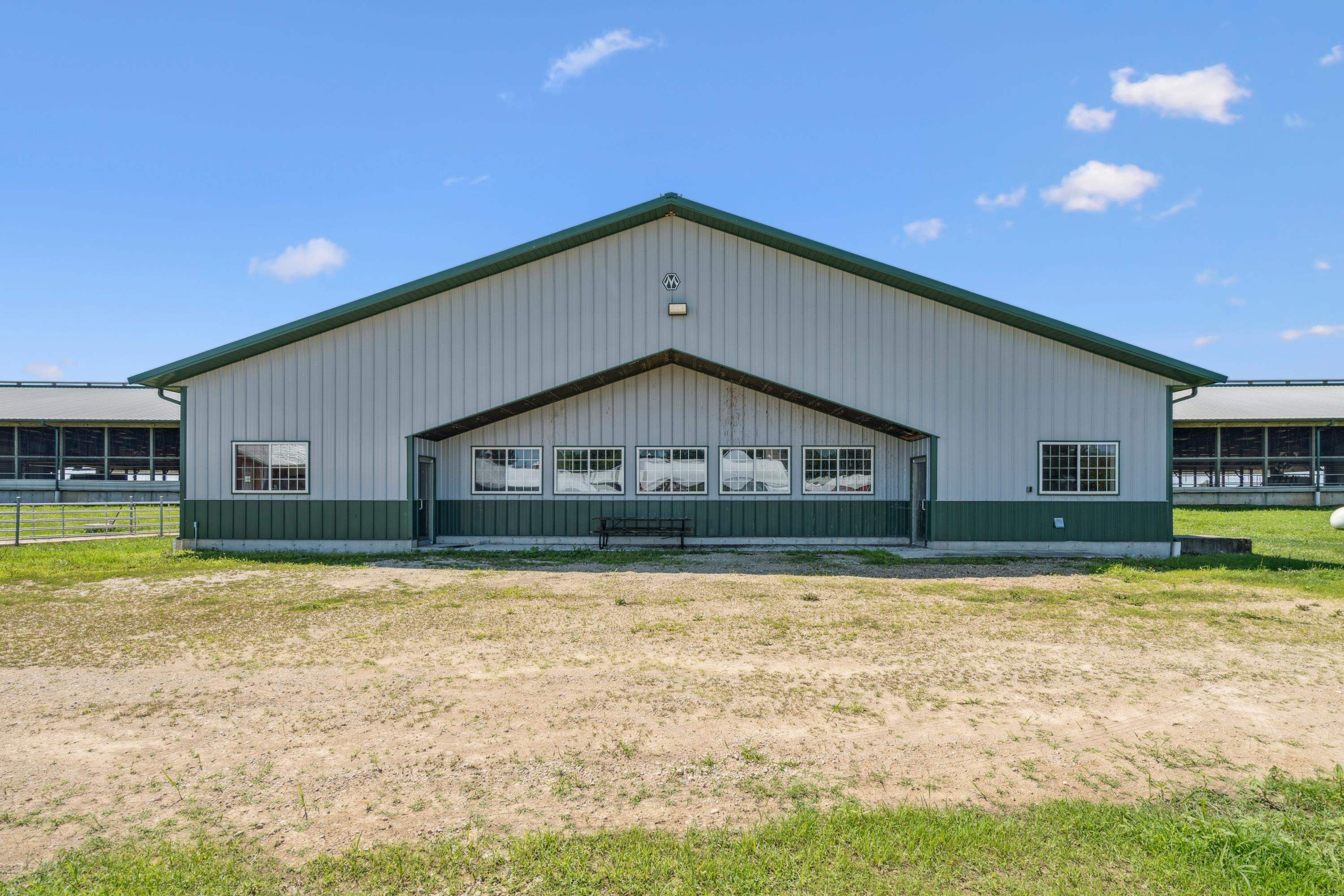 8707-8713 Riverside Road, Unit DARLINGTON WI Darlington, WI 53530 - Photo 25 of 38 Gallery Image 25