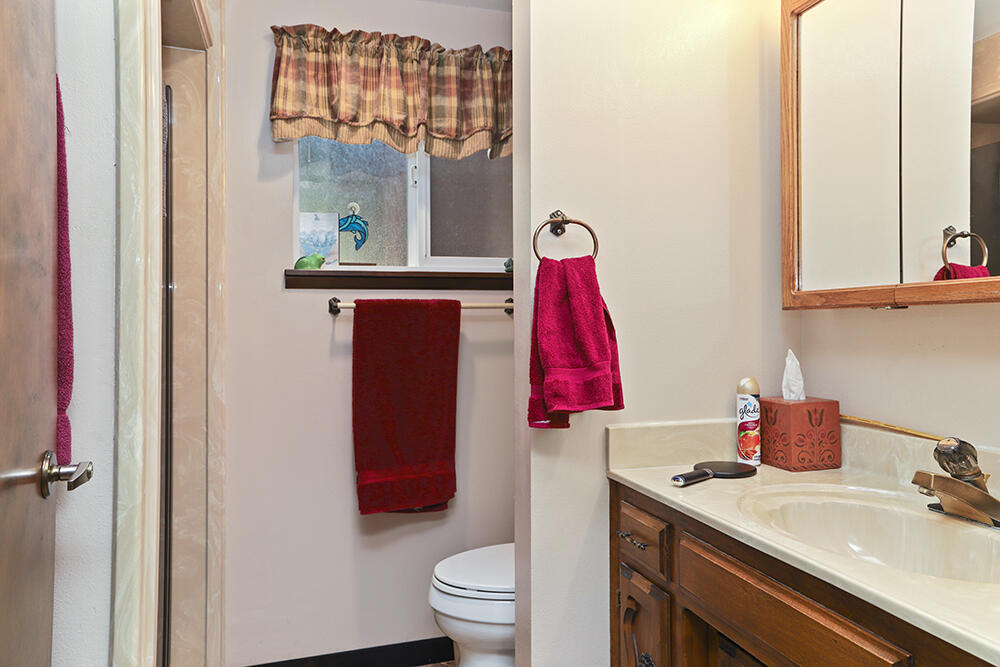 775 Trollview Road Grants Pass, OR 97527 - Photo 15 of 47 14