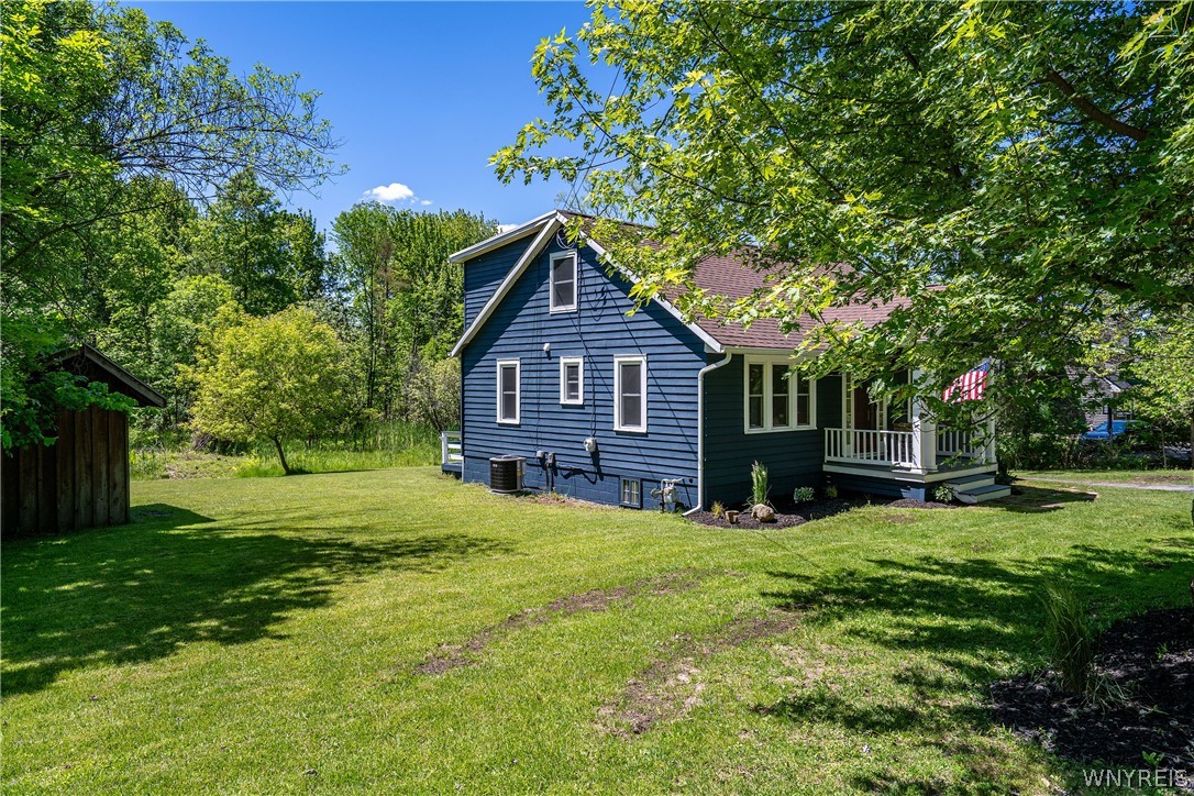 4076 Freeman Road Orchard Park, NY 14127 - Photo 3 of 49