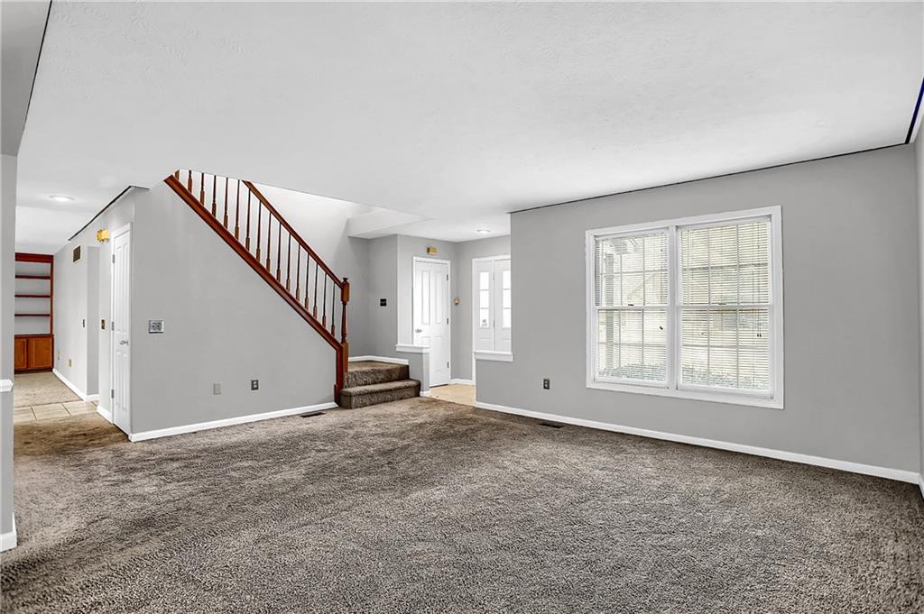 5853 Manning Road Indianapolis, IN 46228 - Photo 4 of 46 Gallery Image 4