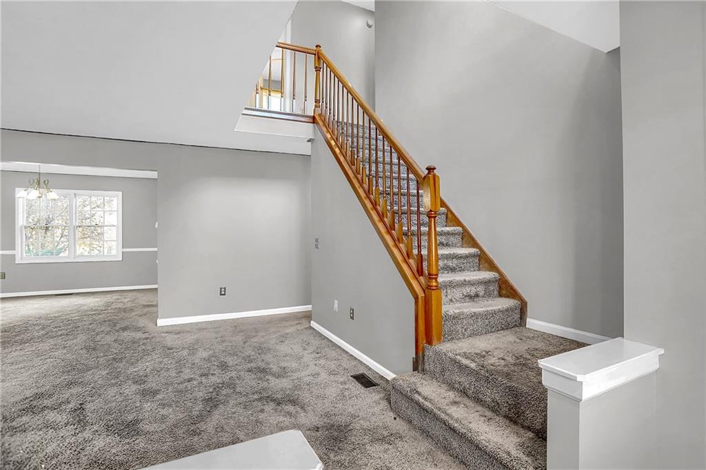 5853 Manning Road Indianapolis, IN 46228 - Photo 5 of 46 Gallery Image 5