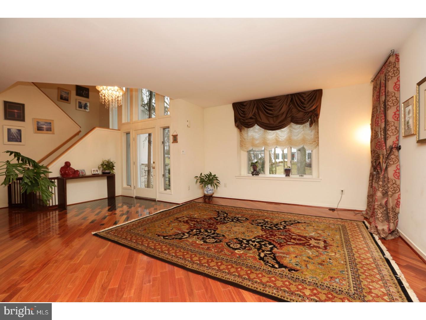 589 Beverly Road Holland, PA 18966 - Photo 5 of 25 Gallery Image 5