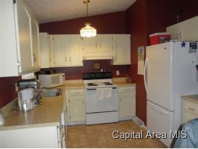 5281 Carlton Drive Springfield, IL 62703 - Photo 3 of 15 Gallery Image 3