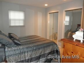 5281 Carlton Drive Springfield, IL 62703 - Photo 8 of 15 Gallery Image 8