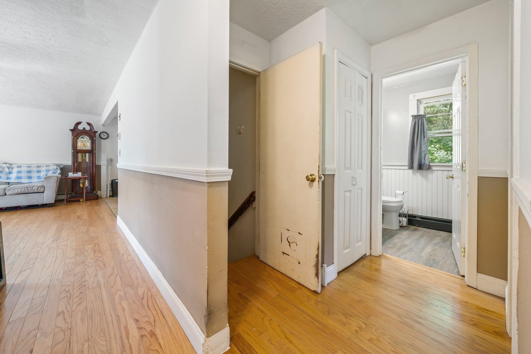 12 Sesame Street Raymond, NH 03077 - Photo 6 of 22