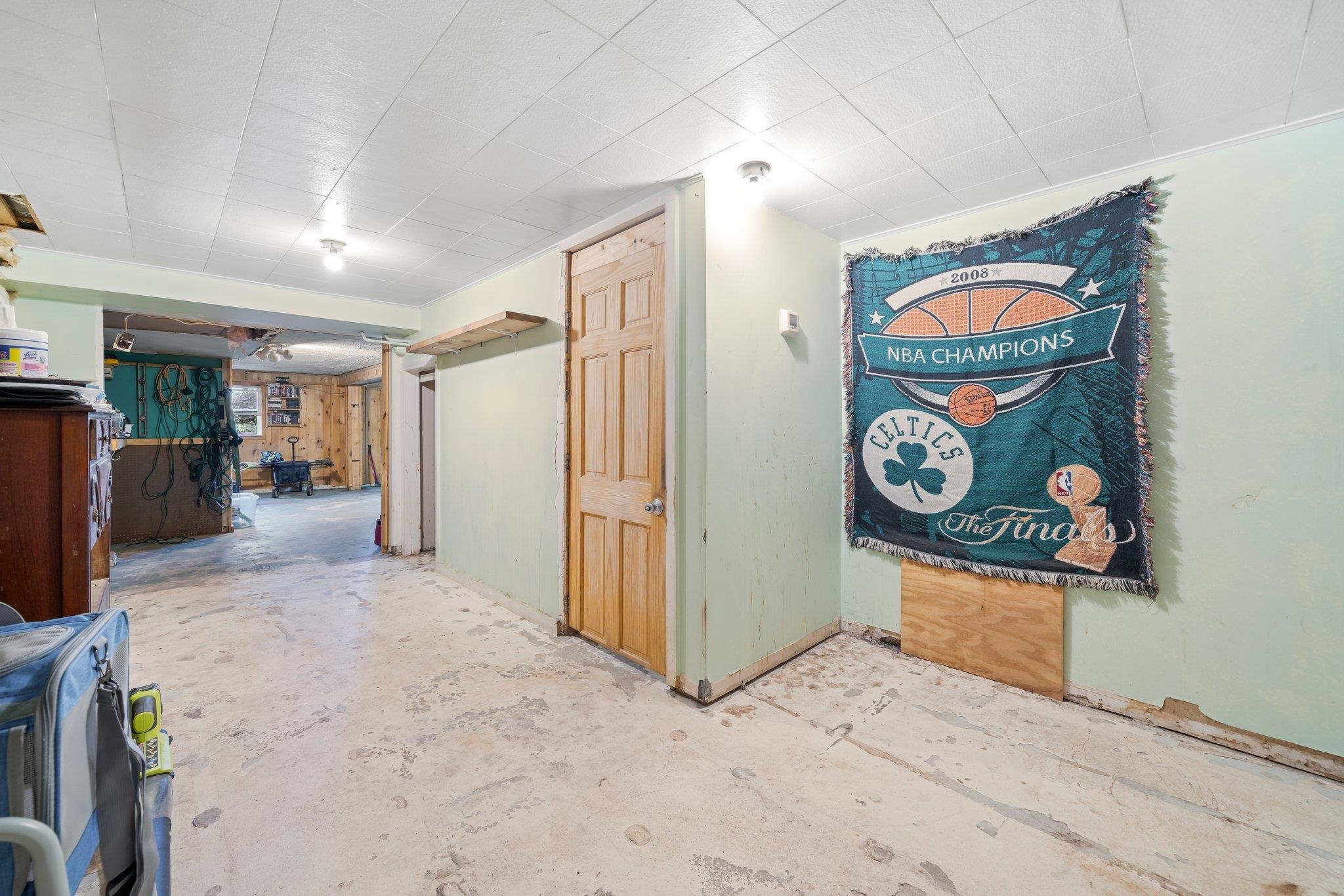 12 Sesame Street Raymond, NH 03077 - Photo 8 of 22