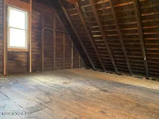 $1,900 | 211 Clay Street, Unit 211 UPSTSTAIRS, Tuckerton, NJ 08087