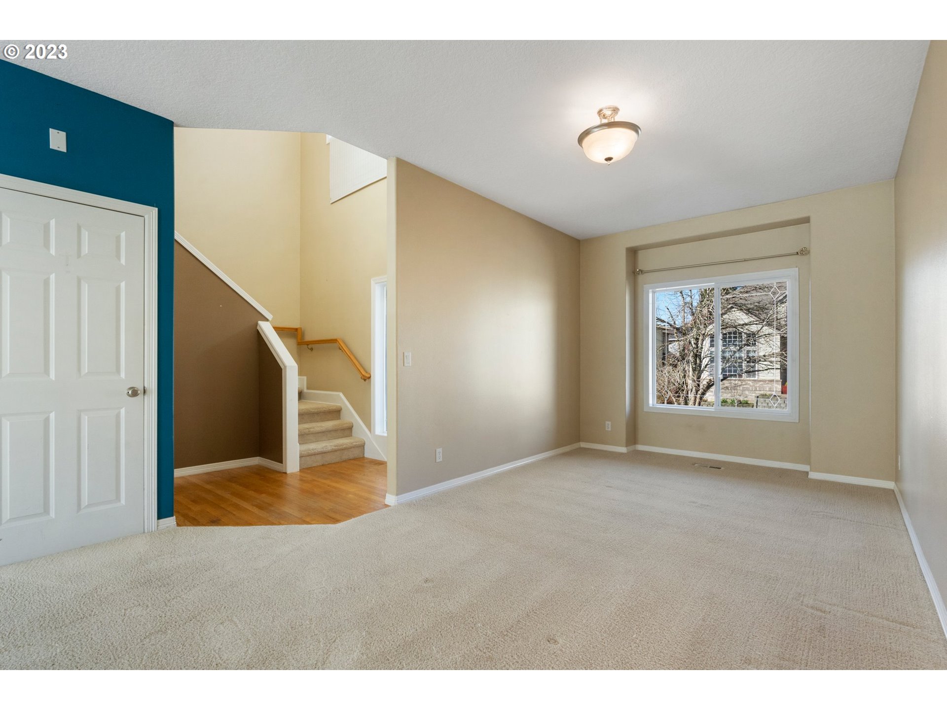 9572 Southeast Bittern Way Happy Valley, OR 97086 - Photo 4 of 30 Gallery Image 4