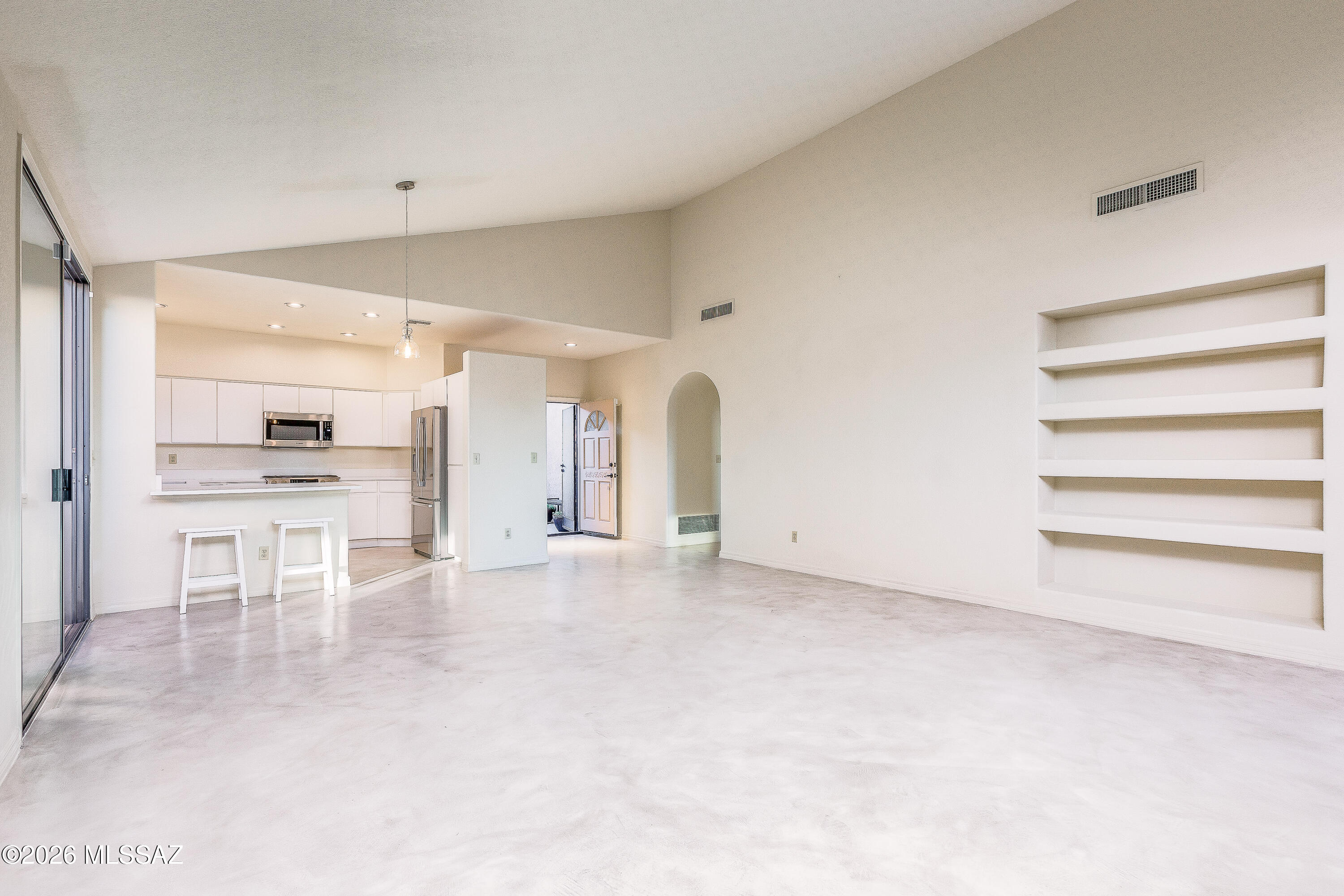 5825 North Misty Ridge Drive Tucson, AZ 85718 - Photo 11 of 39