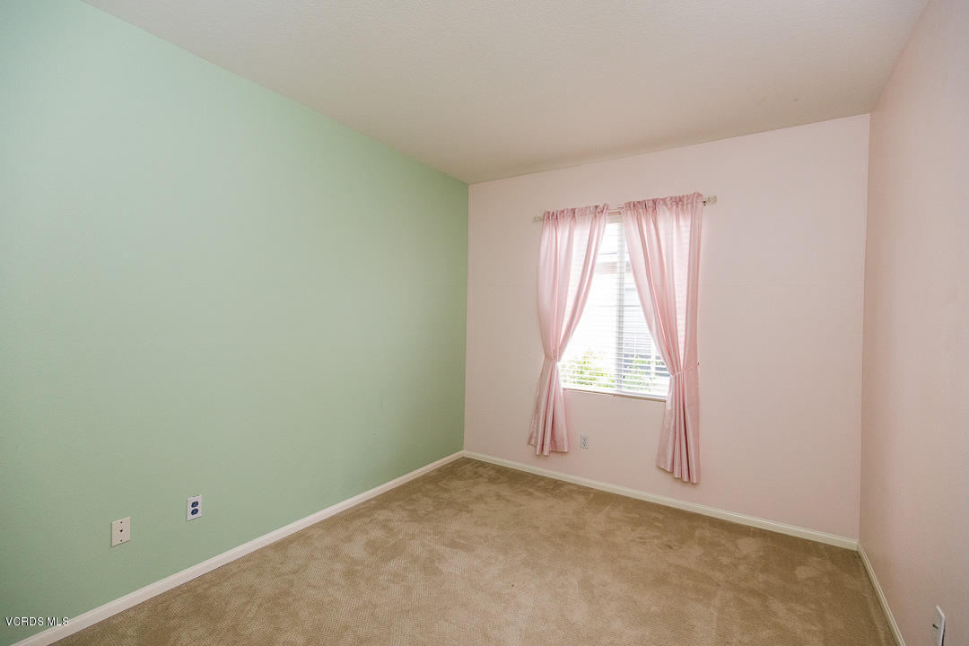 167 Park Hill Road Simi Valley, CA 93065 - Photo 32 of 43 167 Park Hill-32