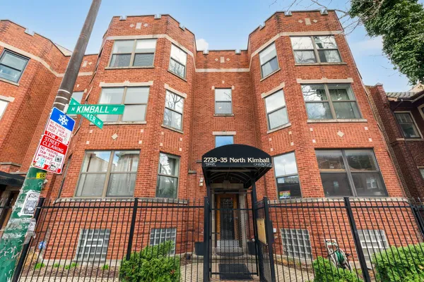 $2,900 | 2735 North Kimball Avenue, Unit 5, Chicago, IL 60647